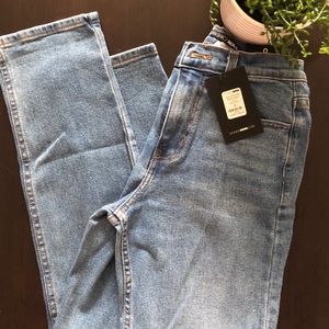 FASHION NOVA jeans